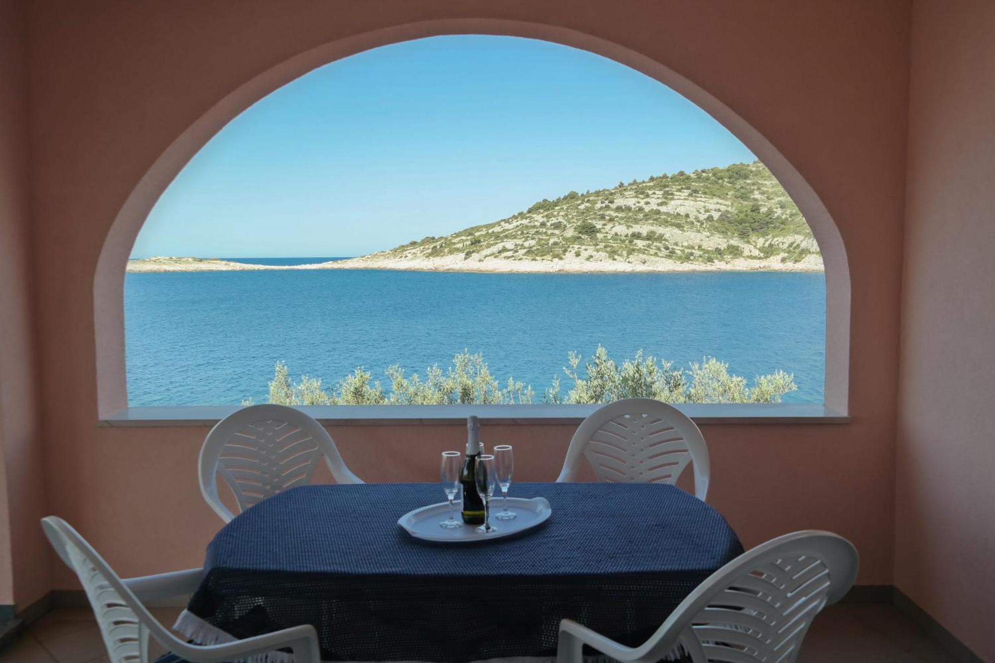 Direkt Am Meer-Apartments Puntaplanka Rogoznica  Εξωτερικό φωτογραφία